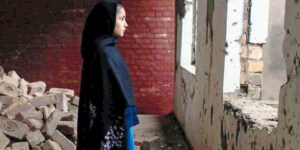 escuela destruida en Pakistán