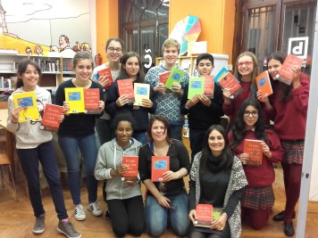 Entrega do primeiro libro de ElClú do curso 2016/17