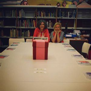 Esperando a los integrantes del Club de Lectura