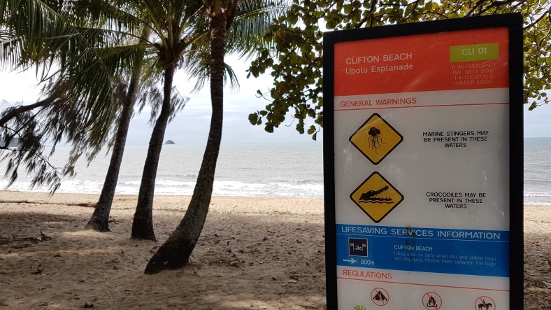 Avisos nas praias de Queensland